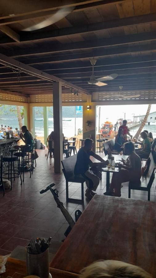 Bong'S Guesthouse M'Pai Bay Koh Rong Sanloem Exterior photo